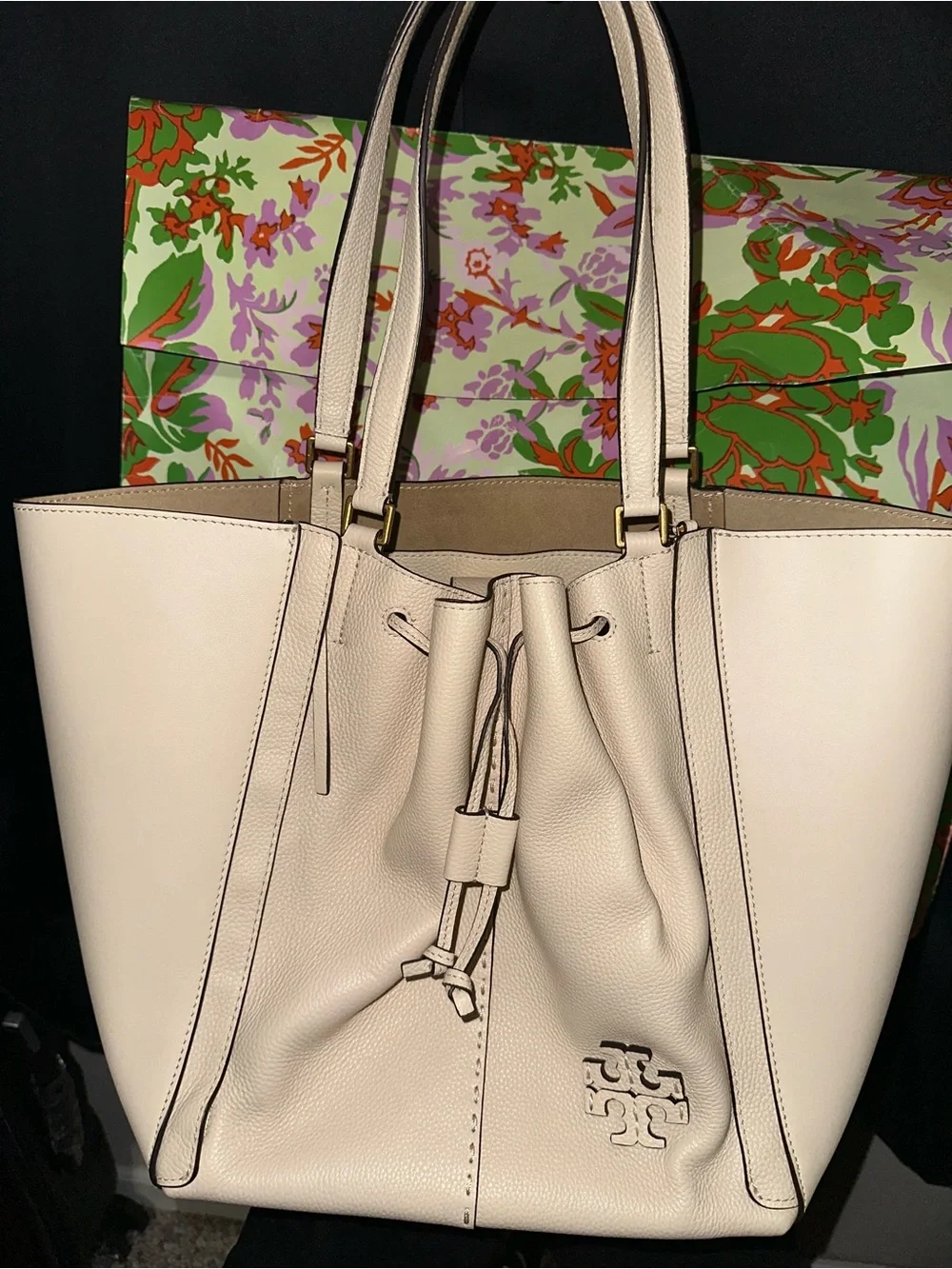 NEW Tory Burch McGraw Dragonfly Oversized Tote Bag Brie Cream Leather